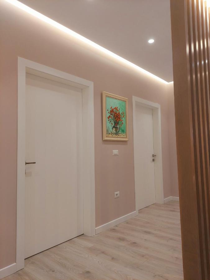 Luxurious Double Bedroom Suite Tirana Extérieur photo